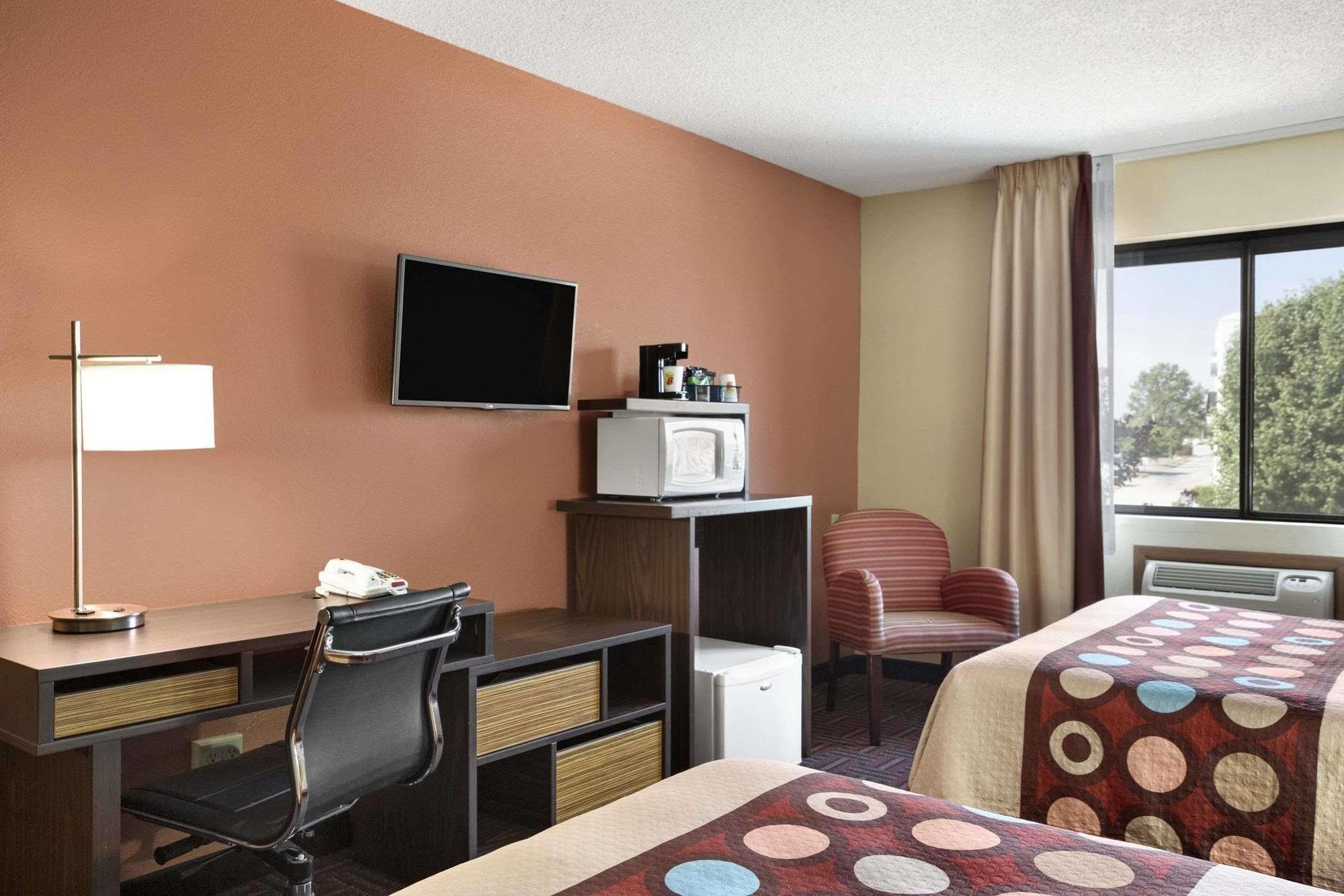 Super 8 By Wyndham 2*